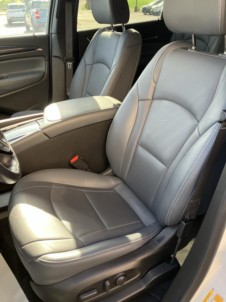 Buick Enclave AWD 4dr Essence 2023