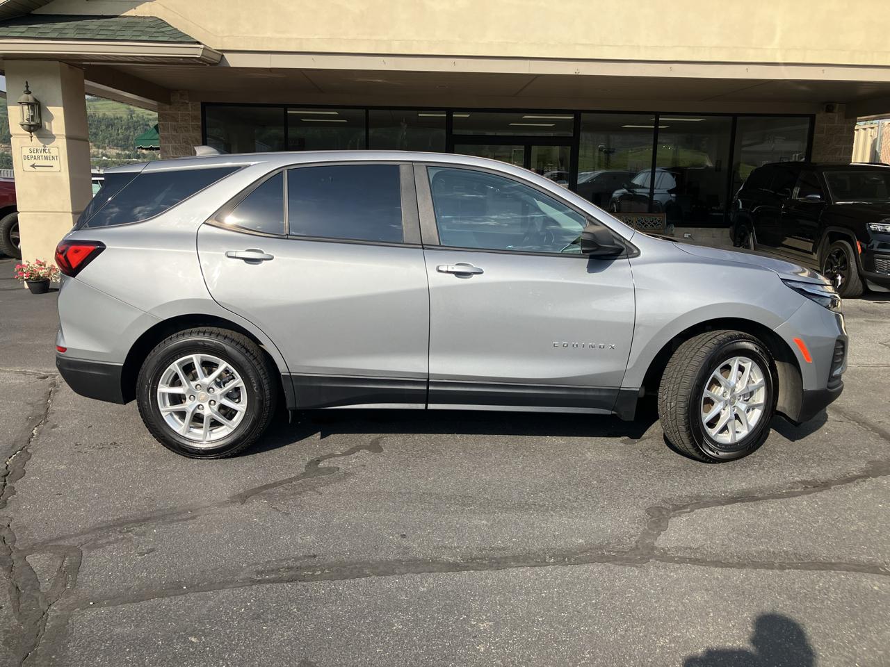 Chevrolet Equinox AWD 4dr LS w/1FL 2023