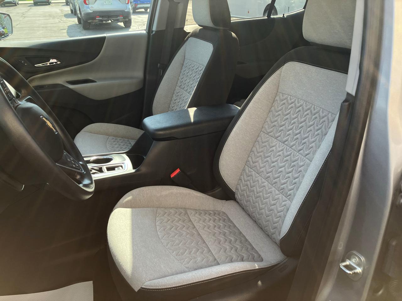 Chevrolet Equinox AWD 4dr LS w/1FL 2023