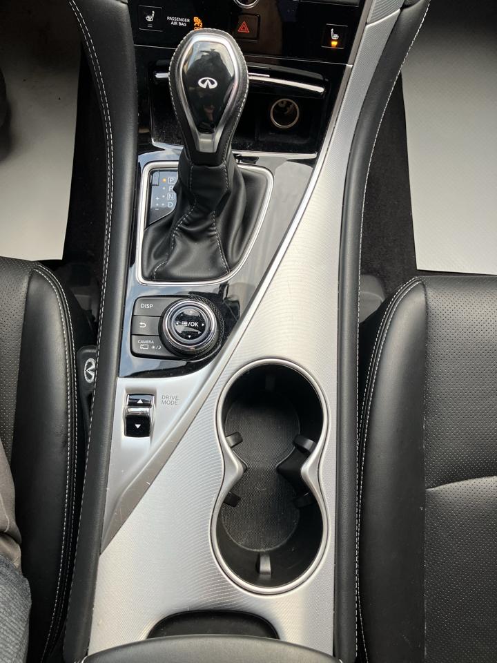 Infiniti Q50 LUXE AWD 2022