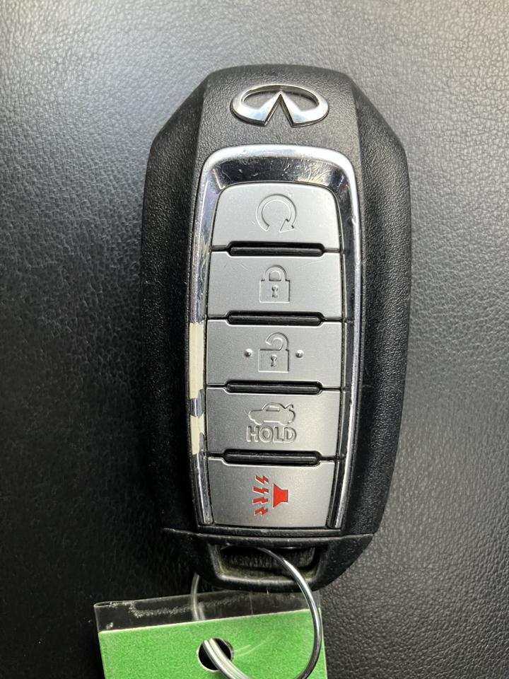 Infiniti Q50 LUXE AWD 2022