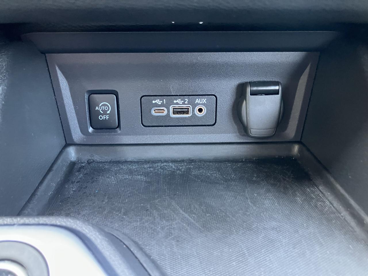 Nissan Sentra SV CVT 2024