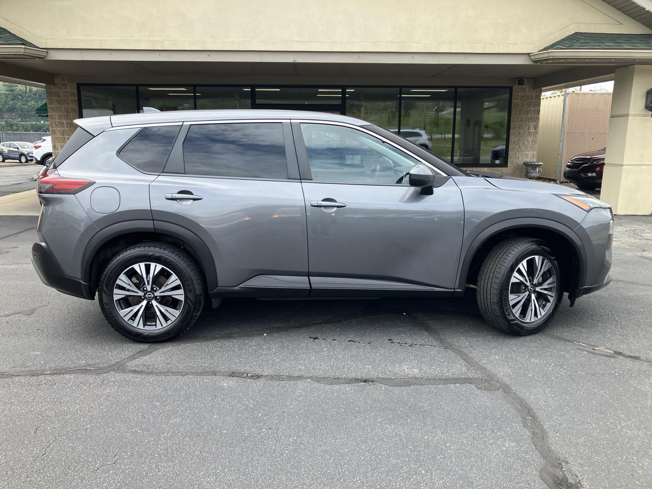 Nissan Rogue AWD SV 2022