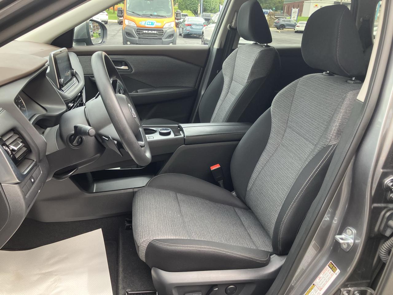 Nissan Rogue AWD SV 2022