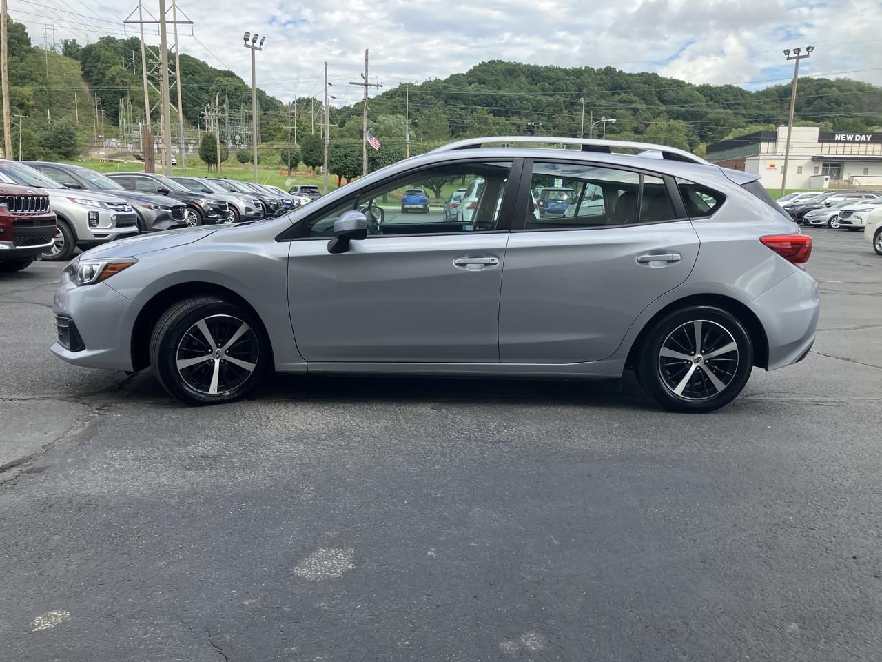 Subaru Impreza Premium 5-door CVT 2020
