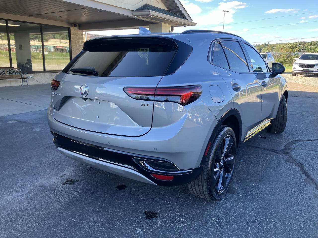 Buick Envision AWD 4dr Essence 2023