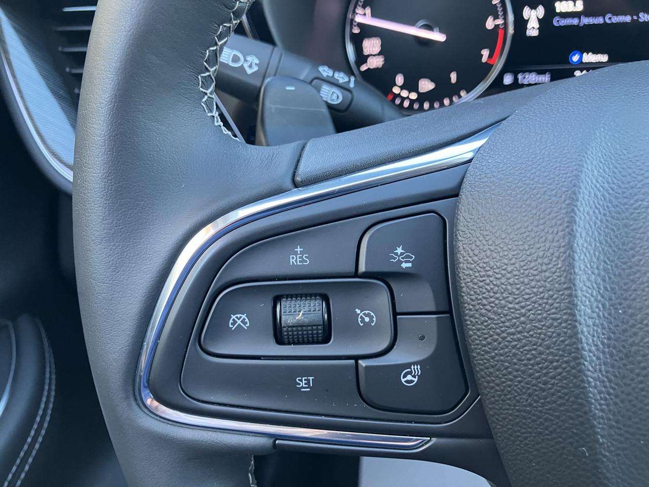 Buick Envision AWD 4dr Essence 2023