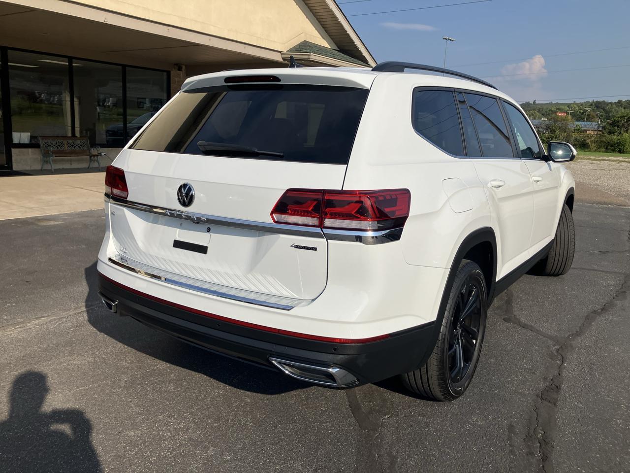 Volkswagen Atlas 2.0T SE w/Technology 4MOTION 2023