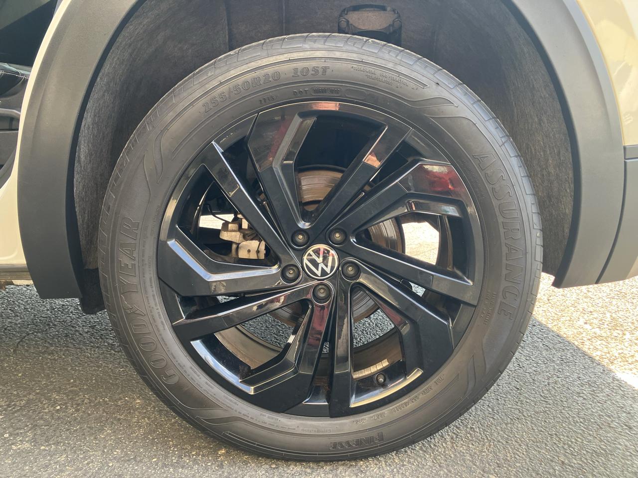 Volkswagen Atlas 2.0T SE w/Technology 4MOTION 2023