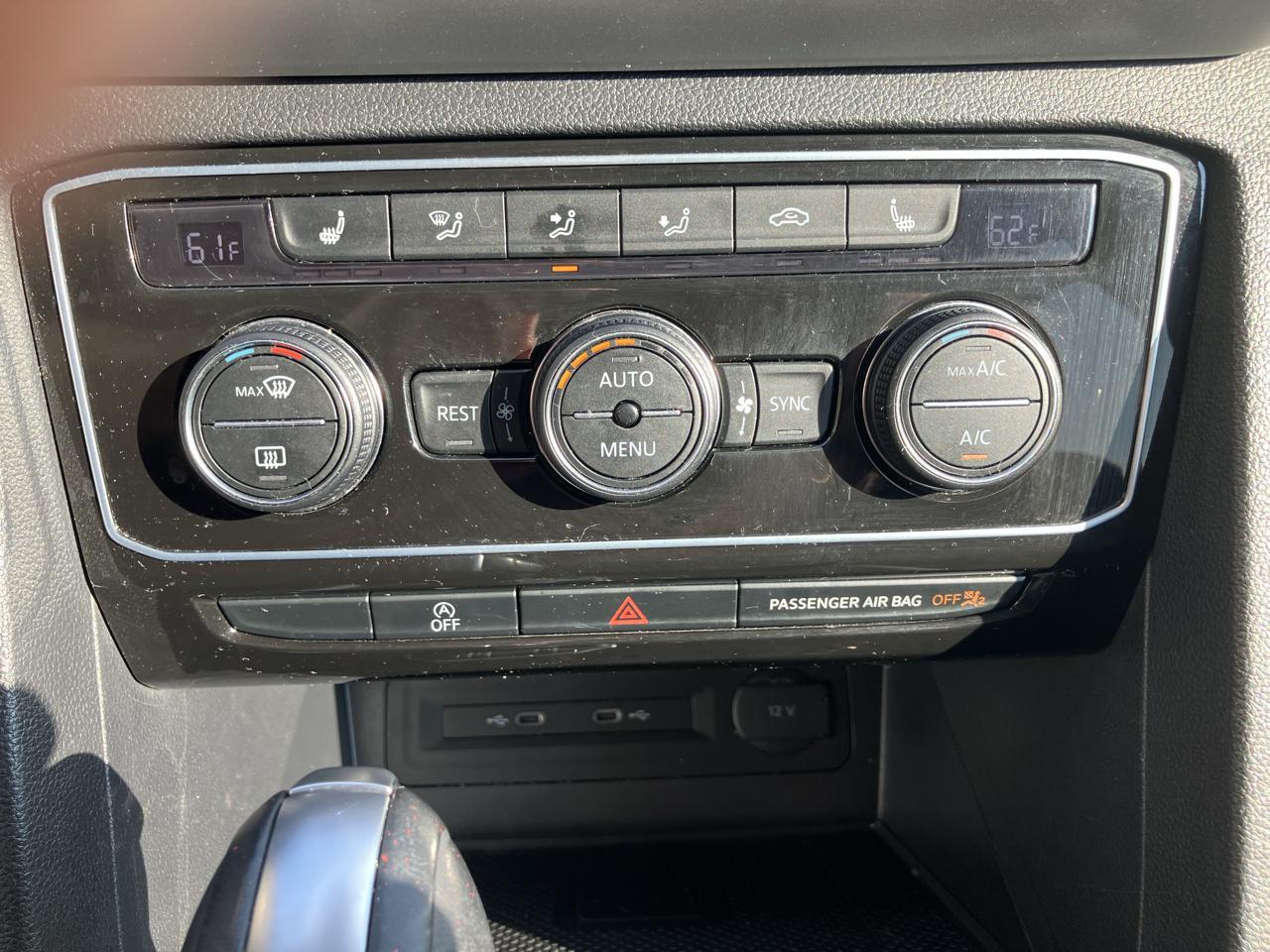 Volkswagen Atlas 2.0T SE w/Technology 4MOTION 2023