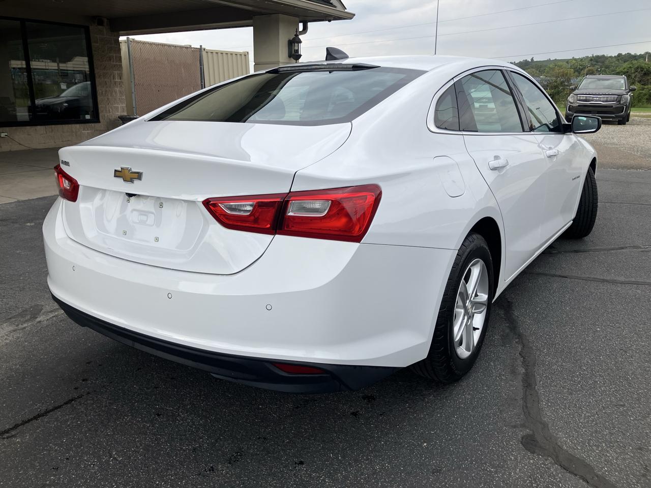Chevrolet Malibu 4dr Sdn LS w/1FL 2023