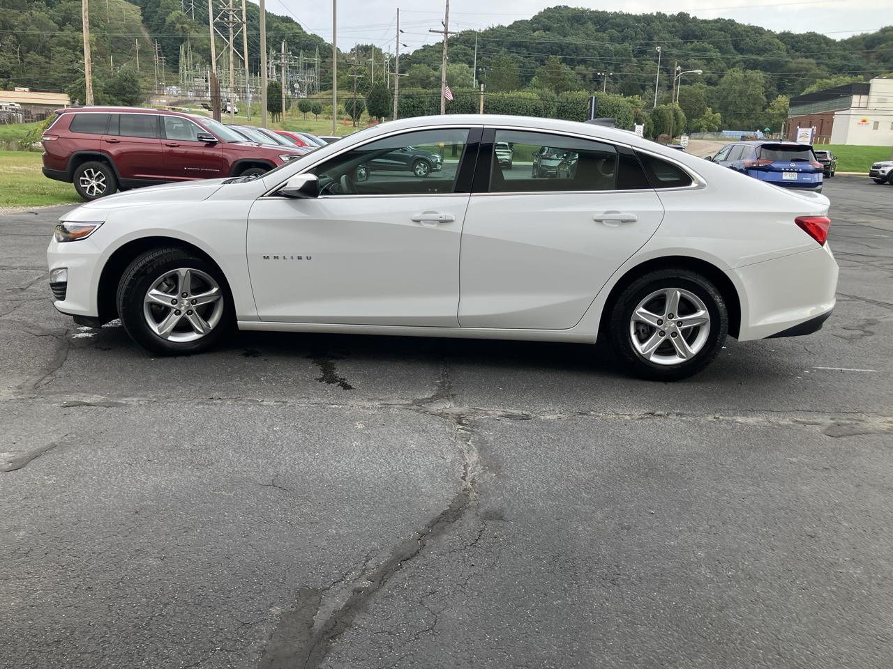 Chevrolet Malibu 4dr Sdn LS w/1FL 2023