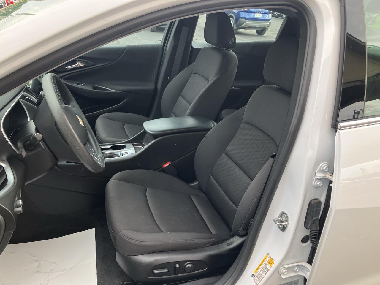 Chevrolet Malibu 4dr Sdn LS w/1FL 2023
