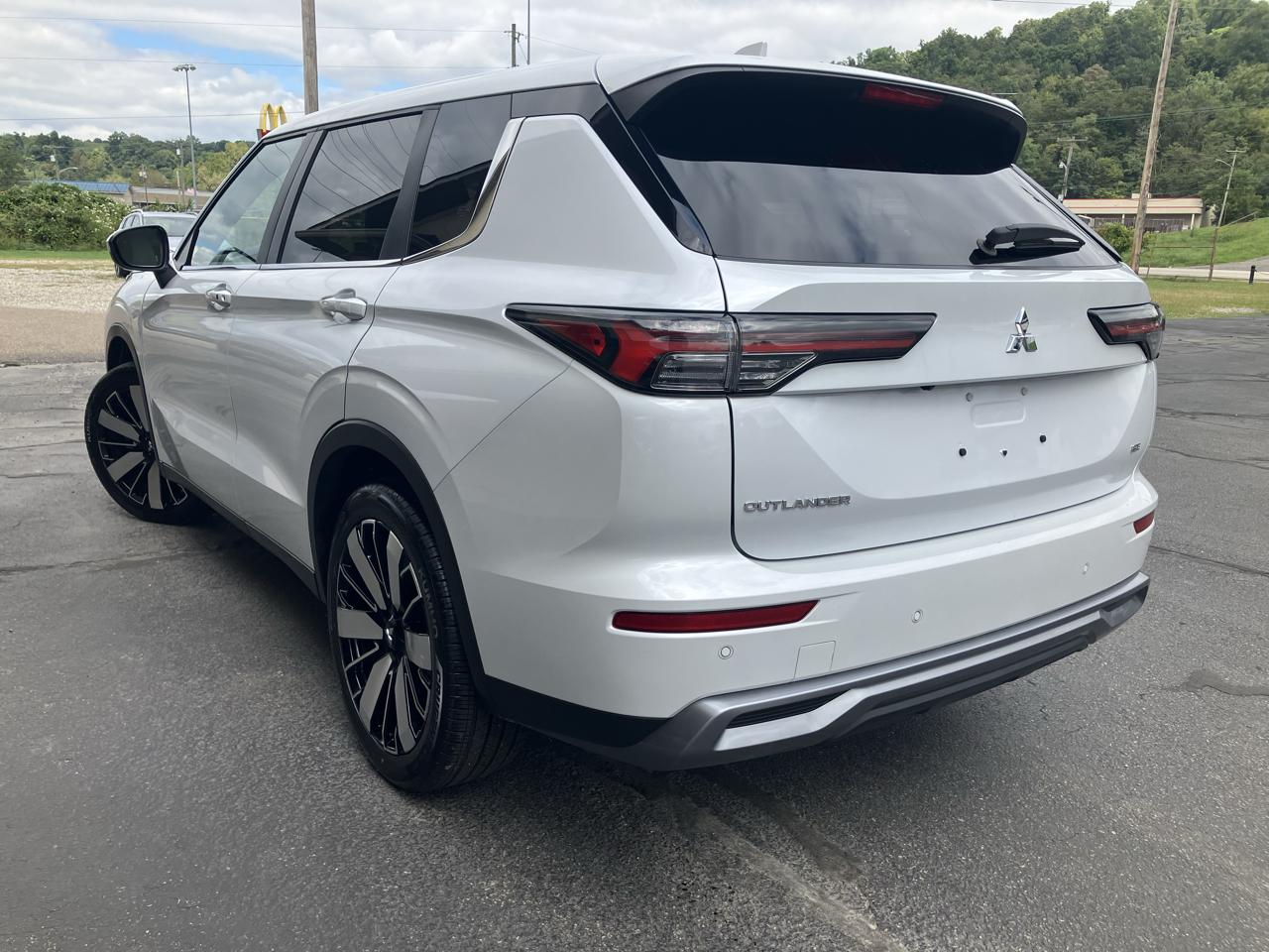Mitsubishi Outlander Trail Edition S-AWC 2025