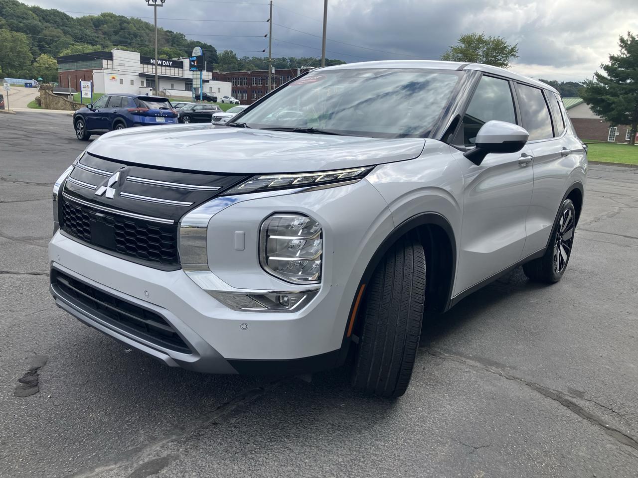 Mitsubishi Outlander Trail Edition S-AWC 2025