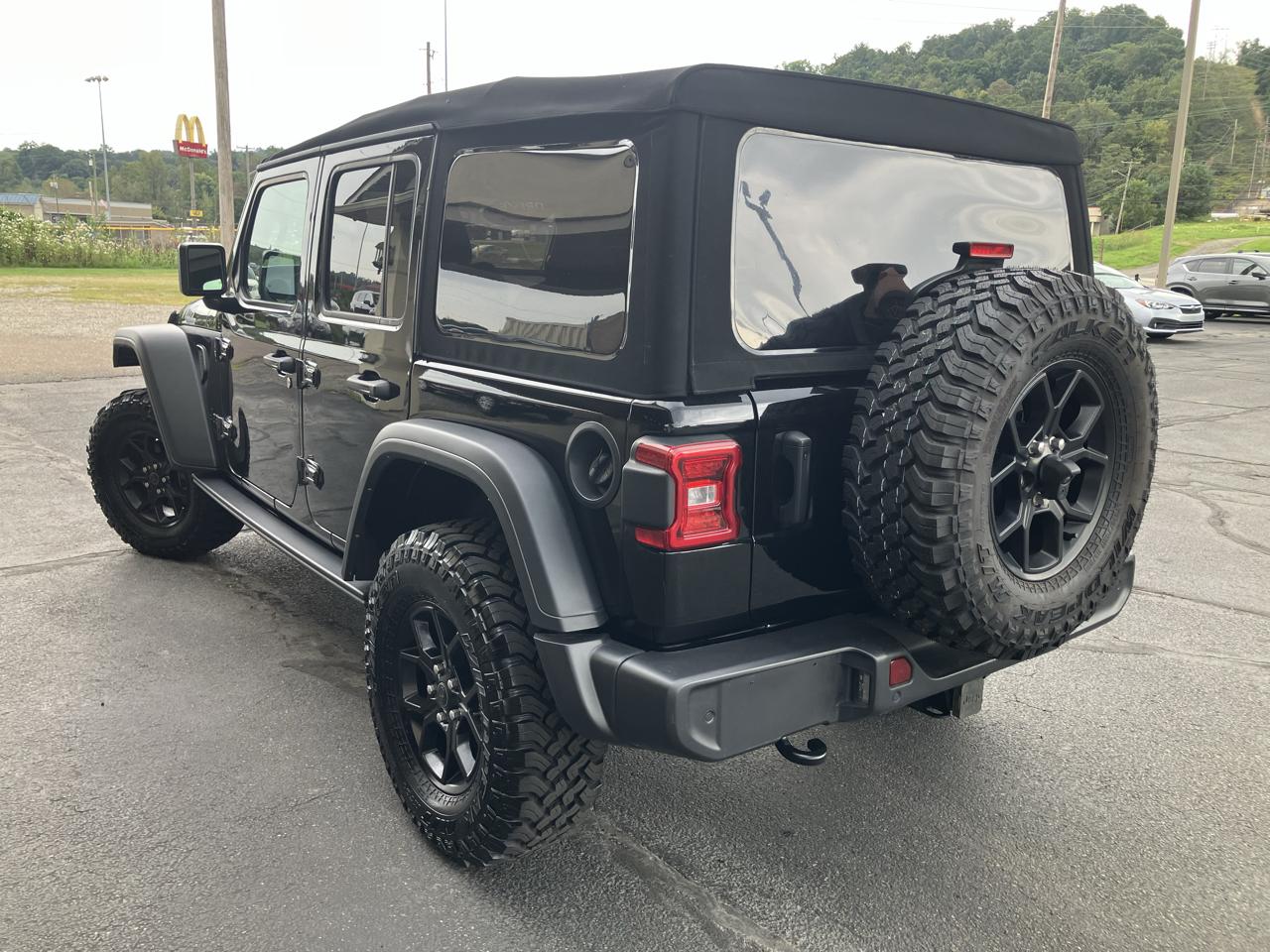 Jeep Wrangler Willys 4 Door 4x4 2024
