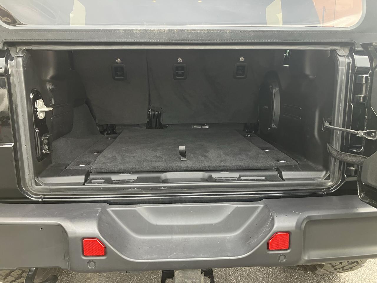 Jeep Wrangler Willys 4 Door 4x4 2024
