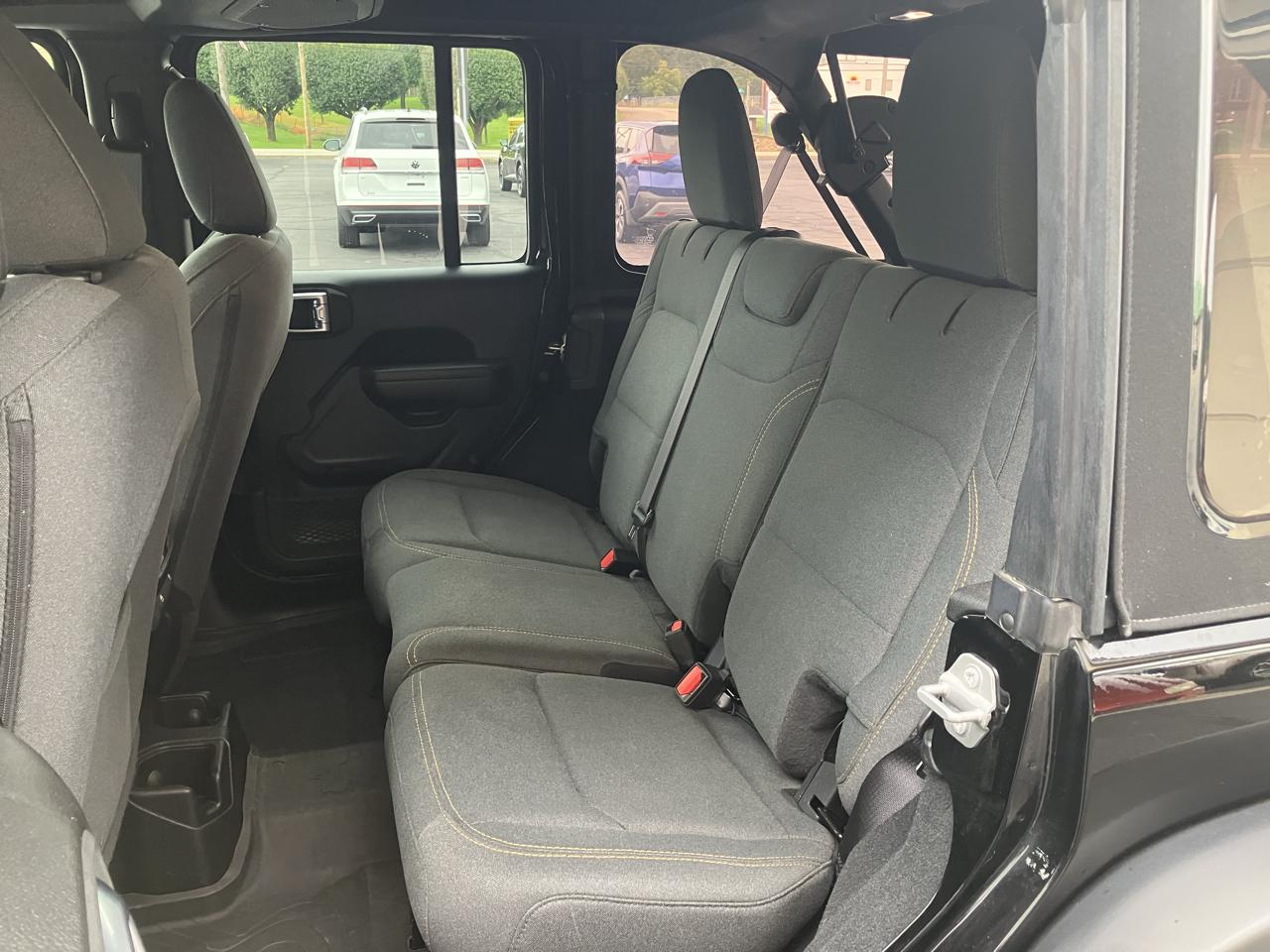 Jeep Wrangler Willys 4 Door 4x4 2024