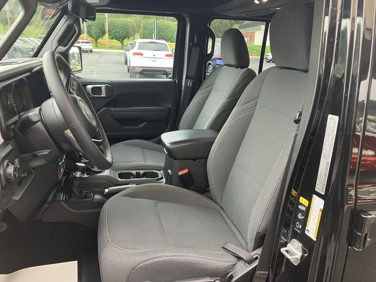 Jeep Wrangler Willys 4 Door 4x4 2024