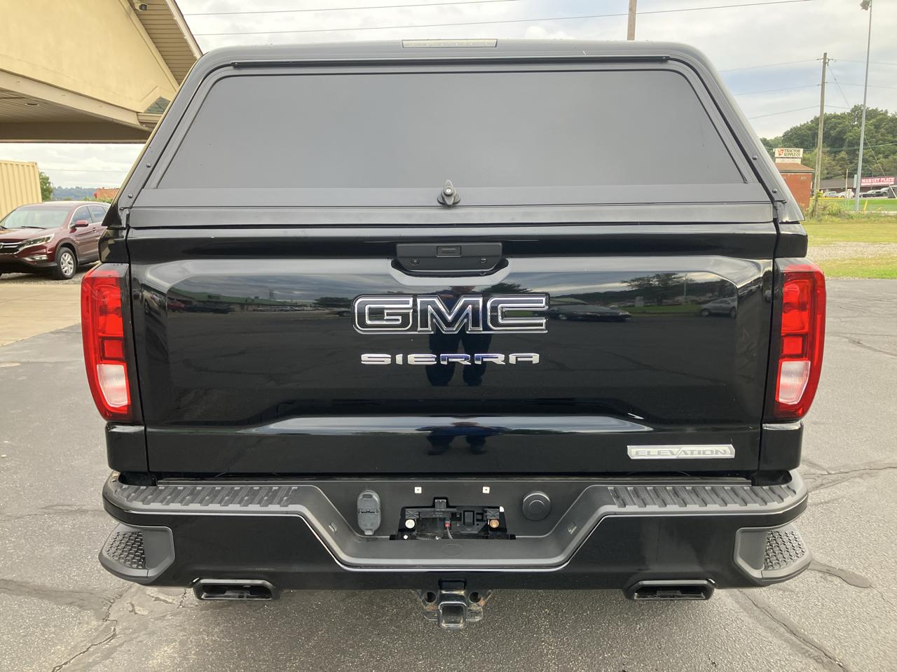 GMC Sierra 1500 4WD Crew Cab 157" Elevation 2020