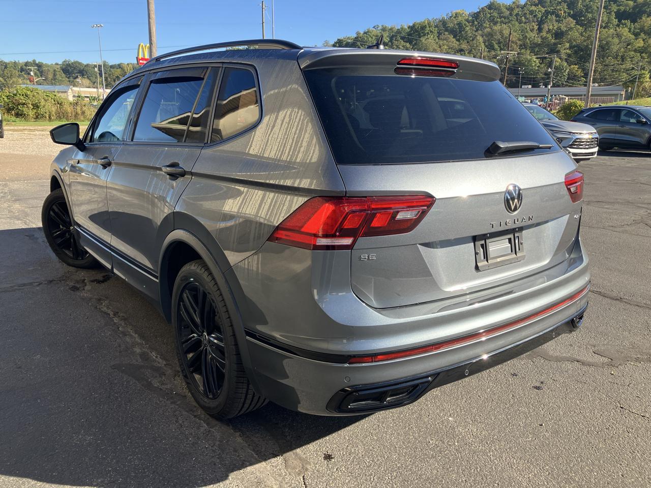 Volkswagen Tiguan 2.0T SE R-Line Black 4MOTION 2022