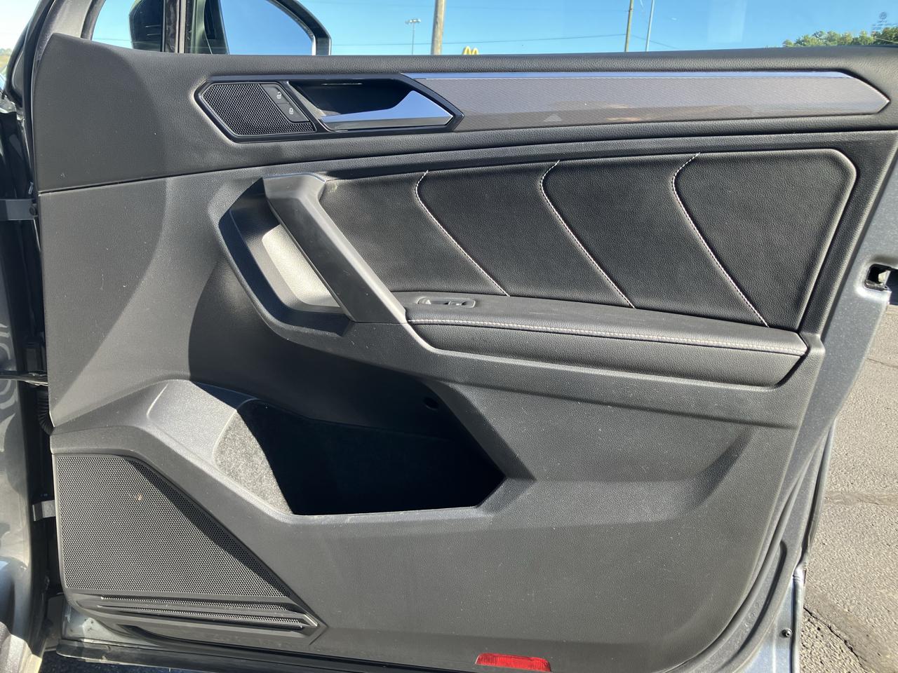 Volkswagen Tiguan 2.0T SE R-Line Black 4MOTION 2022