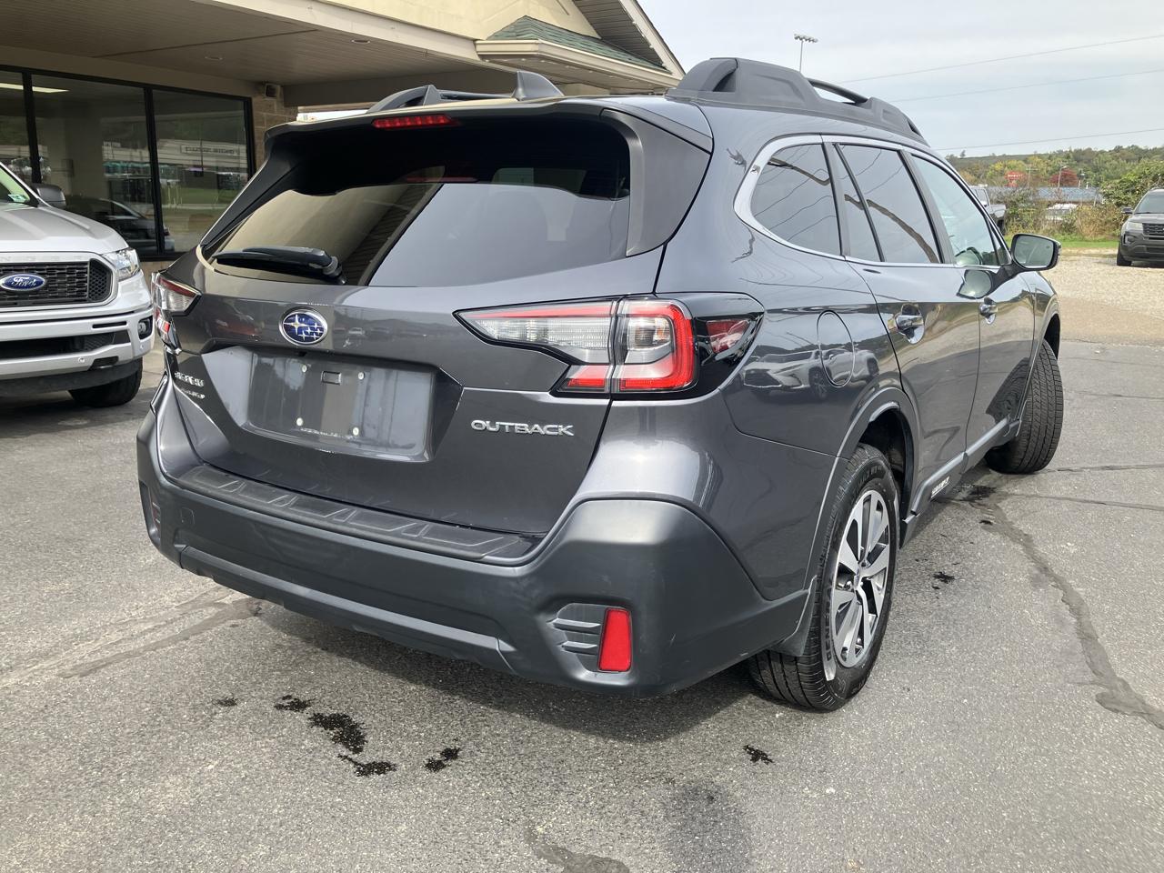 Subaru Outback Premium CVT 2022