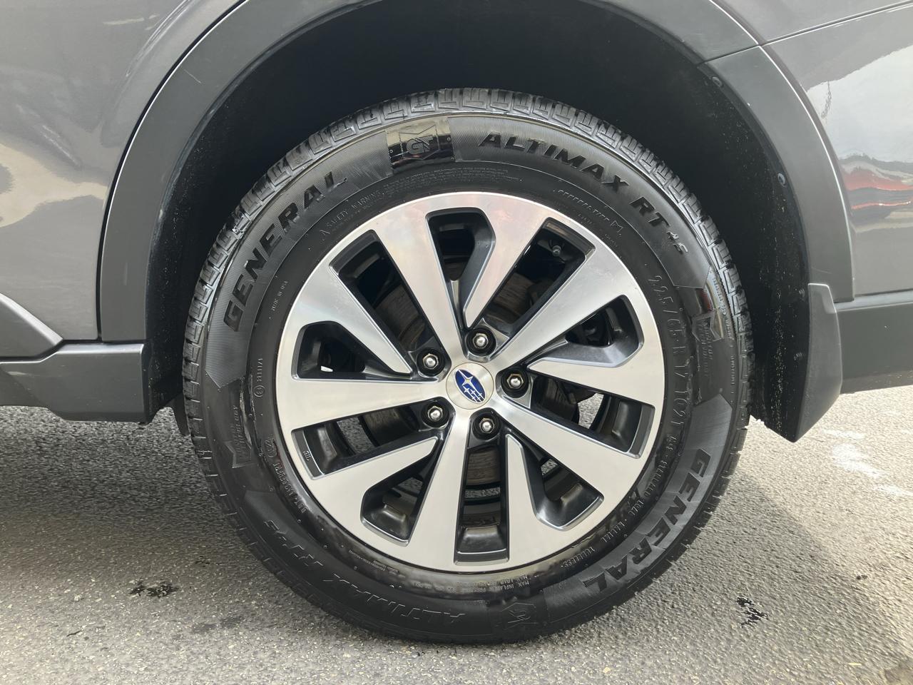 Subaru Outback Premium CVT 2022