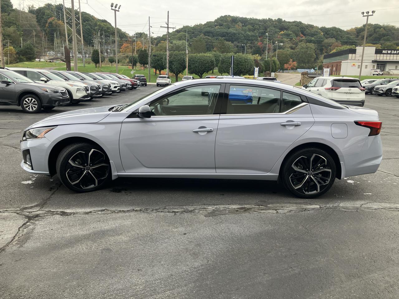 Nissan Altima 2.5 SR AWD Sedan 2024