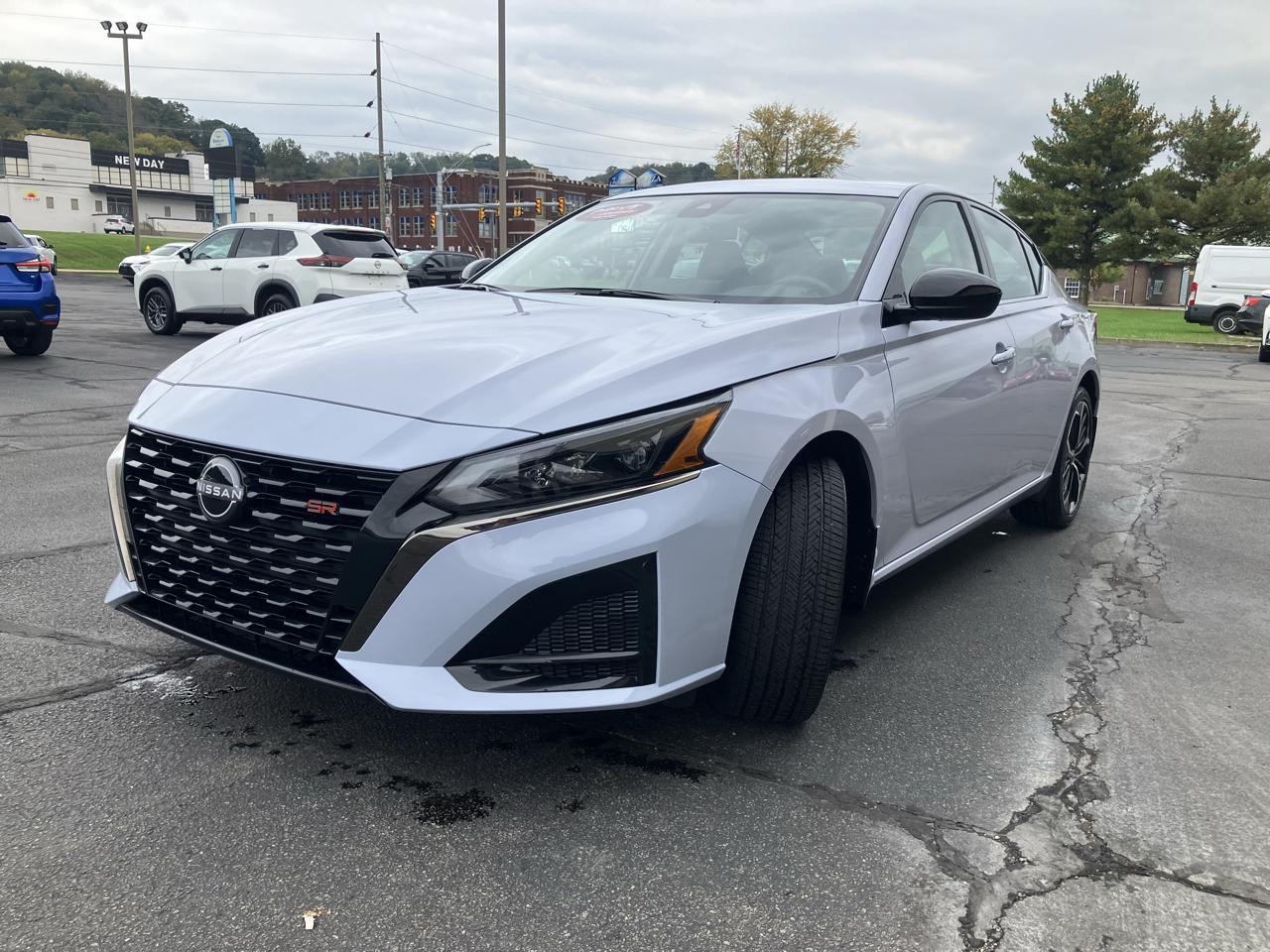 Nissan Altima 2.5 SR AWD Sedan 2024