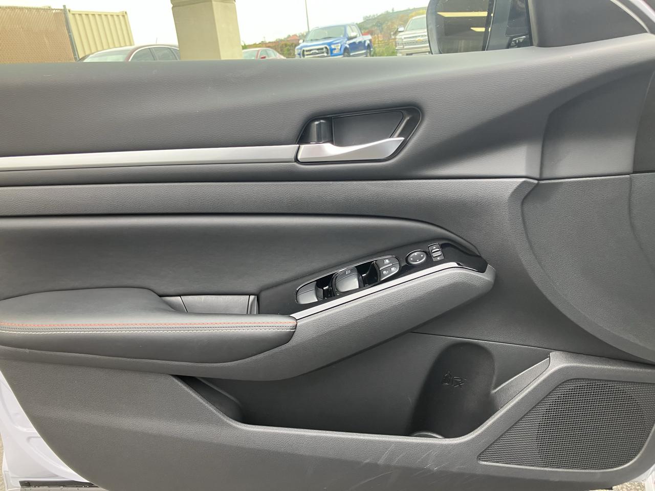Nissan Altima 2.5 SR AWD Sedan 2024