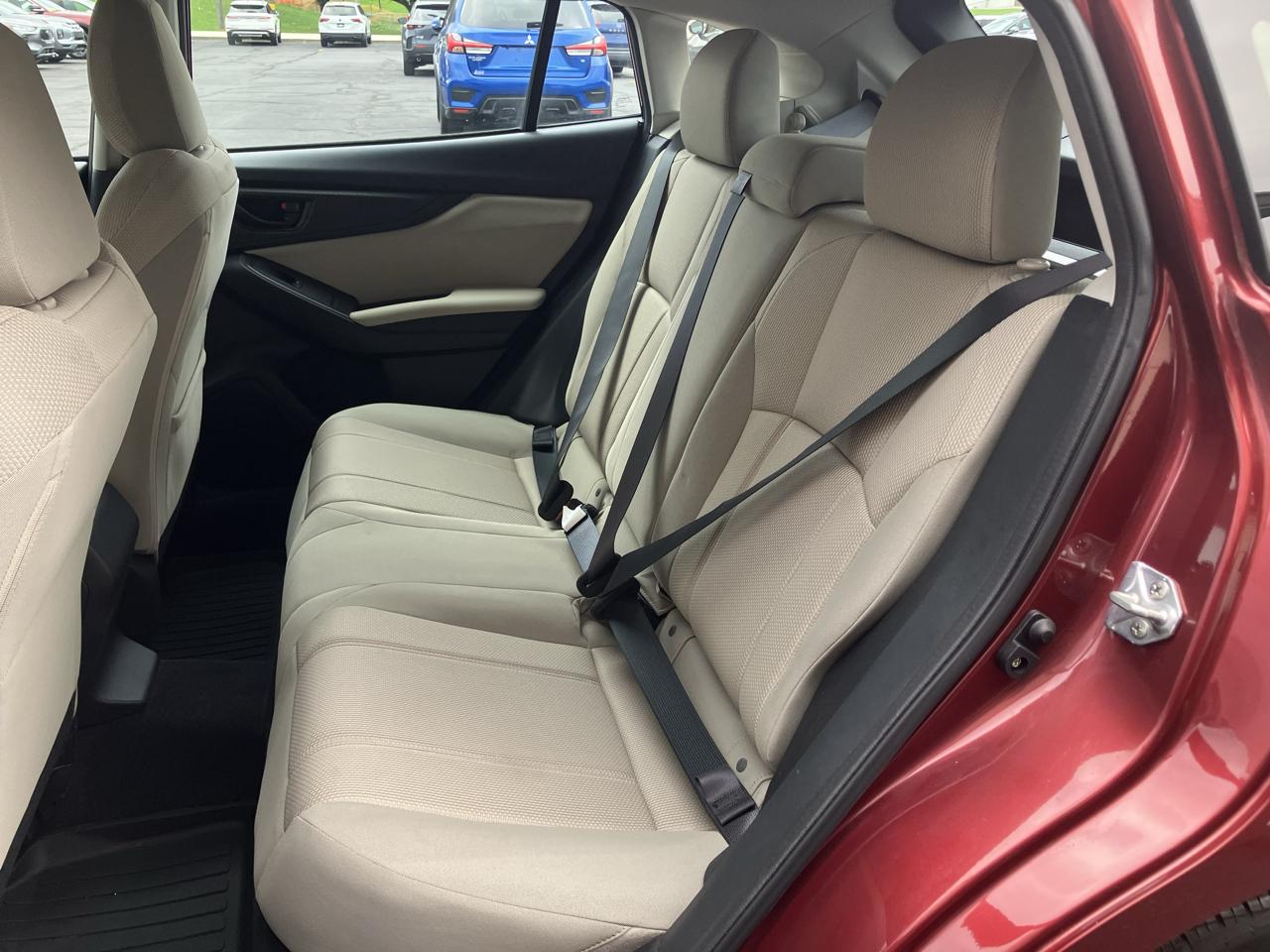Subaru Impreza Premium 5-door CVT 2022