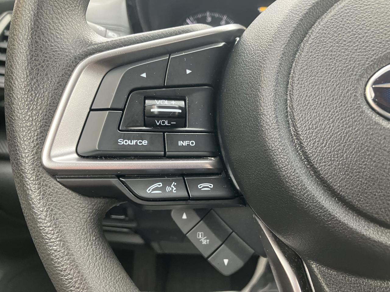 Subaru Impreza Premium 5-door CVT 2022