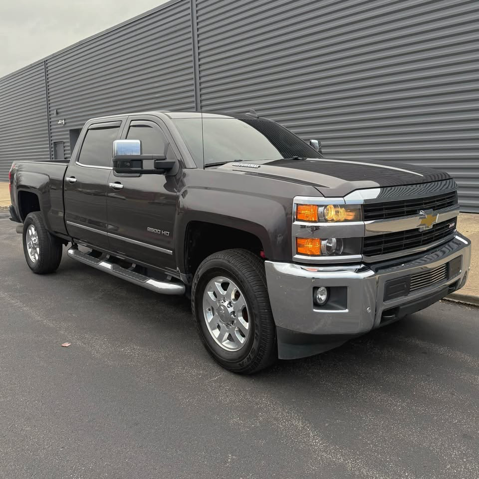 Chevrolet Silverado 2500HD LTZ Crew Cab 4WD 2015