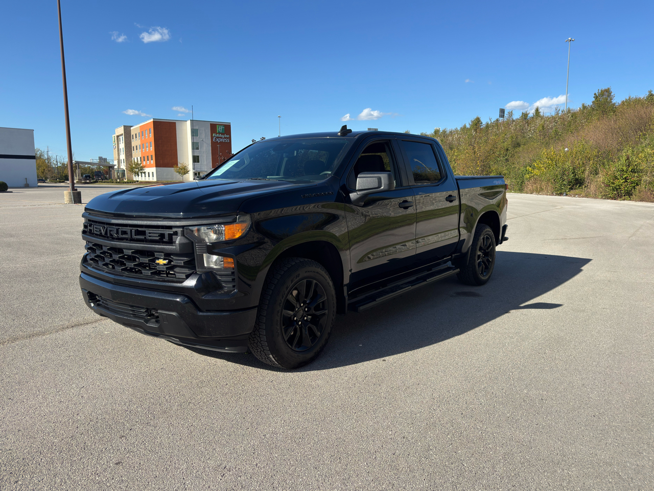 2023 Chevrolet Silverado 1500 Custom Crew Cab 4WD