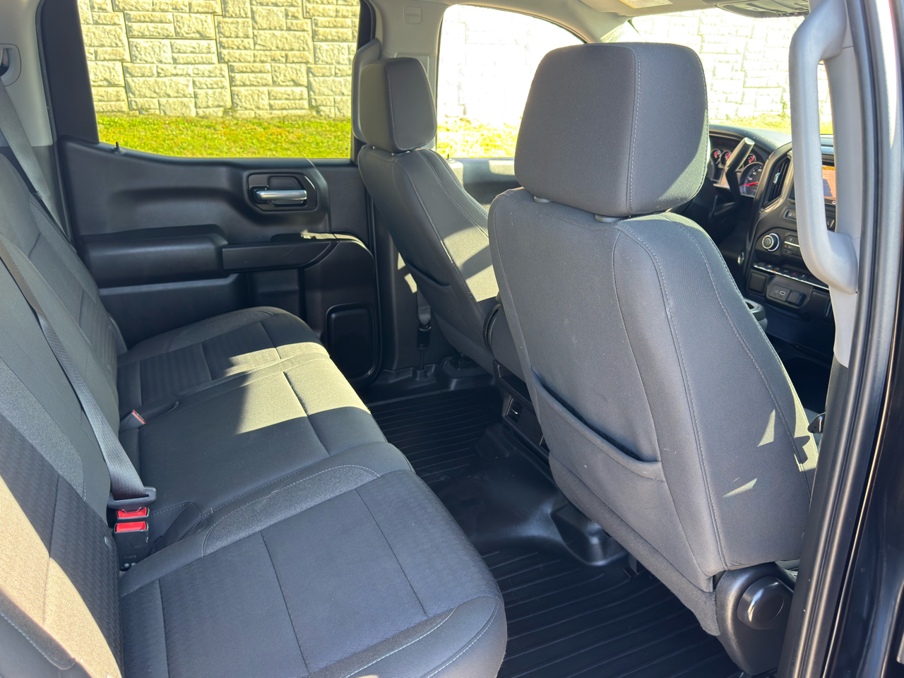 Chevrolet Silverado 1500 Custom Crew Cab 4WD 2023