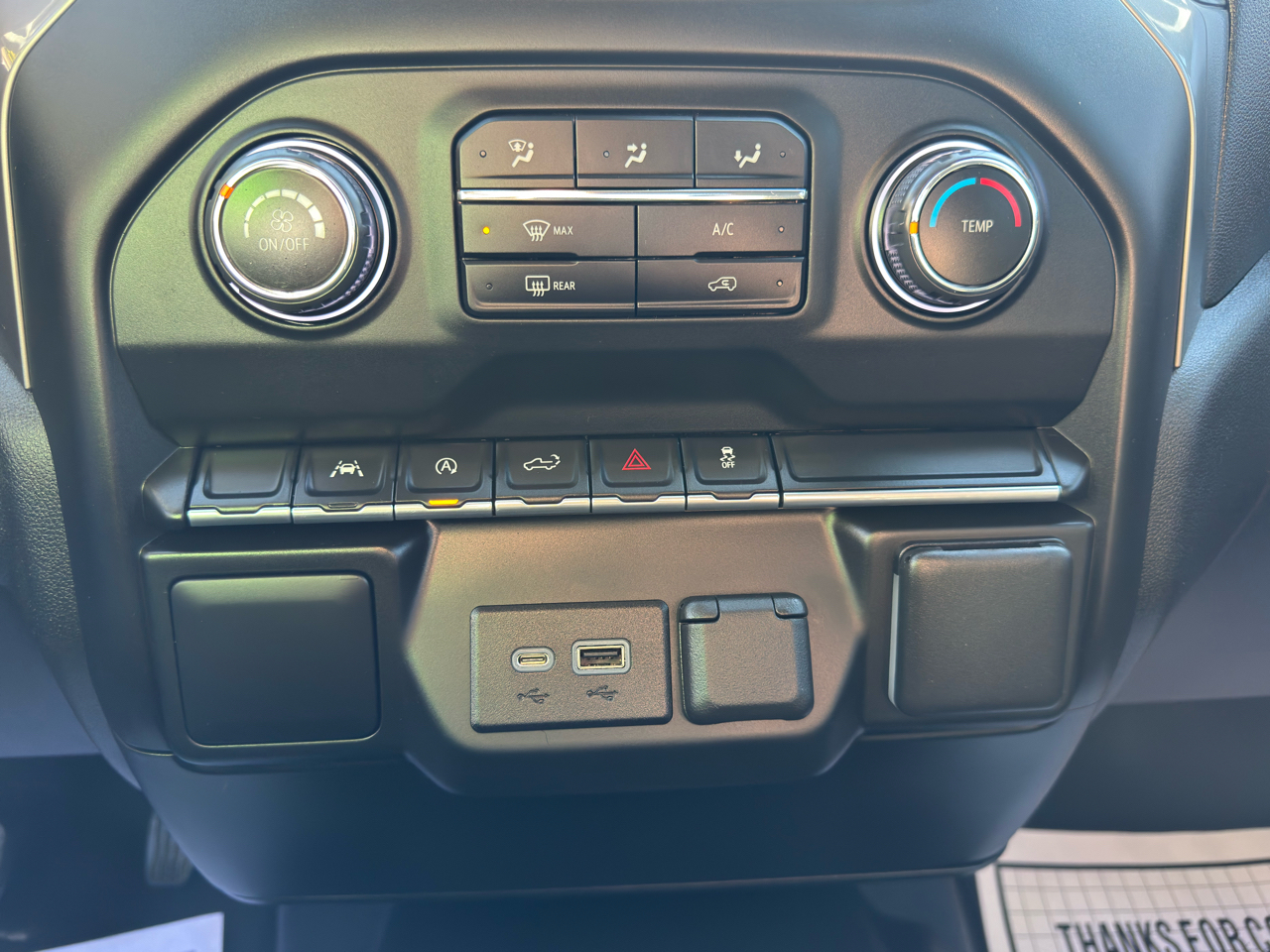 Chevrolet Silverado 1500 Custom Crew Cab 4WD 2023