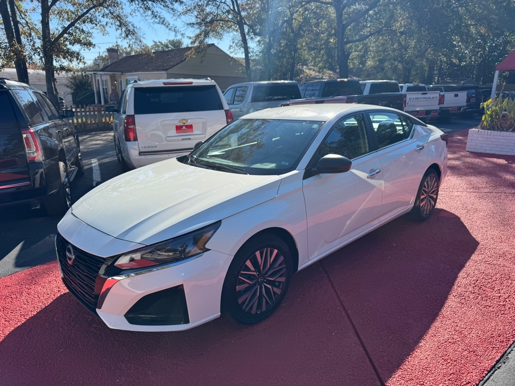 2025 Nissan Altima SV