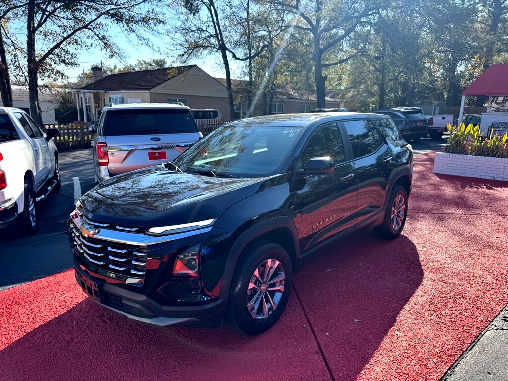 2025 Chevrolet Equinox LT's photo