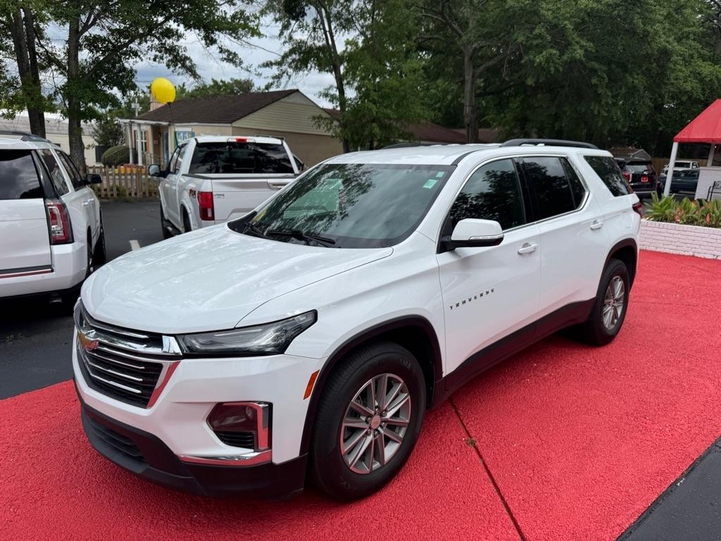 2023 Chevrolet Traverse LT