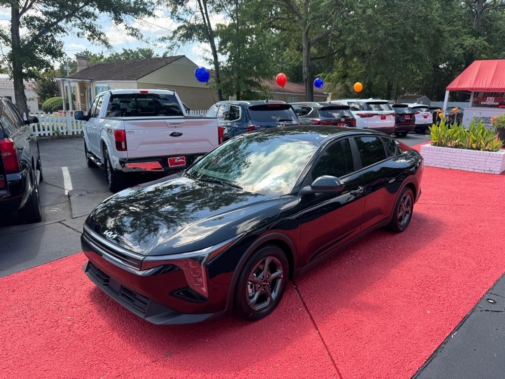 2025 Kia K4 LX