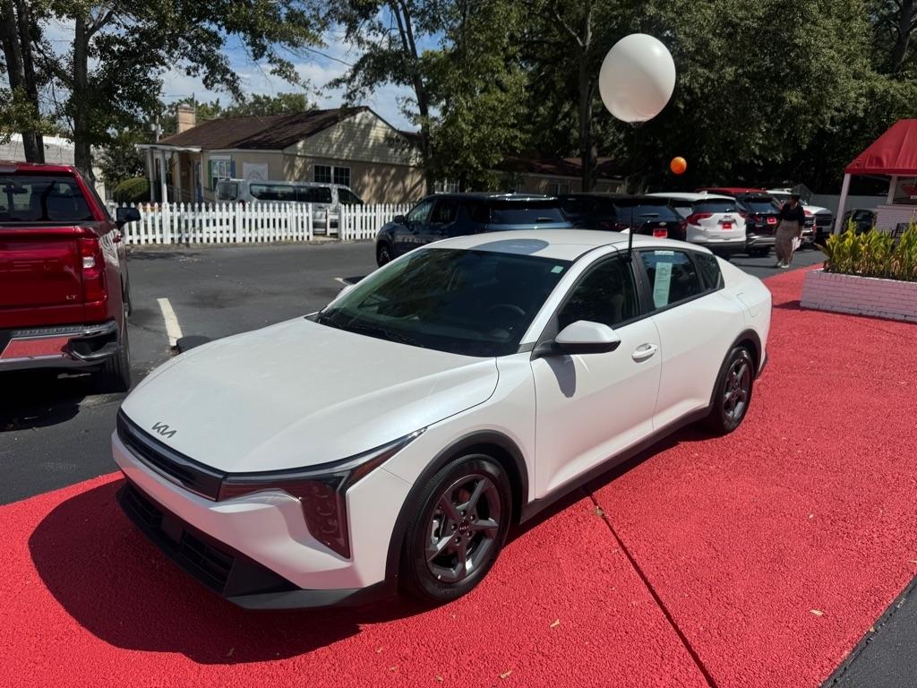 2025 Kia K4 LX