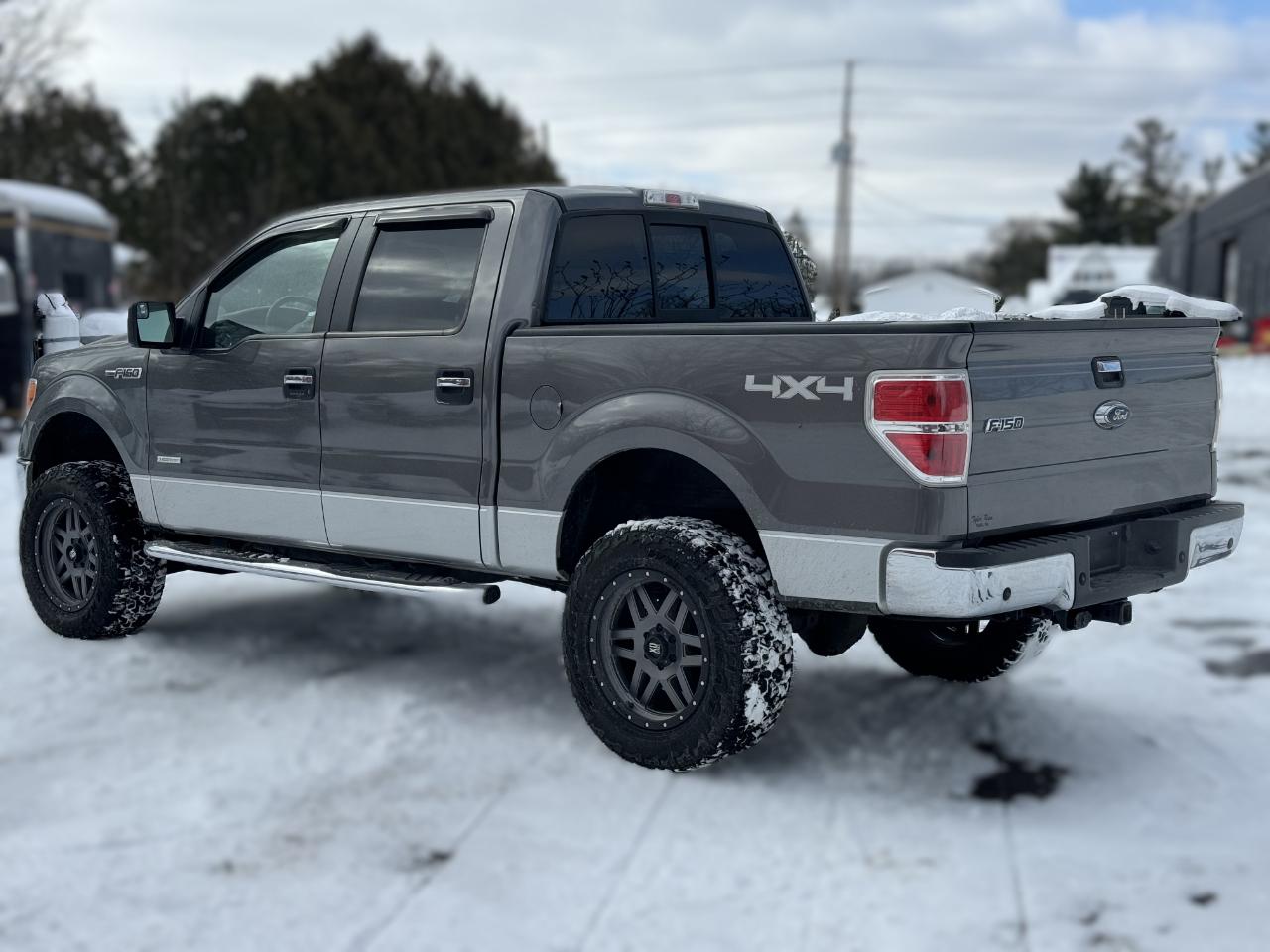 Ford F-150 XLT SuperCrew 5.5-ft. Bed 4WD 2014