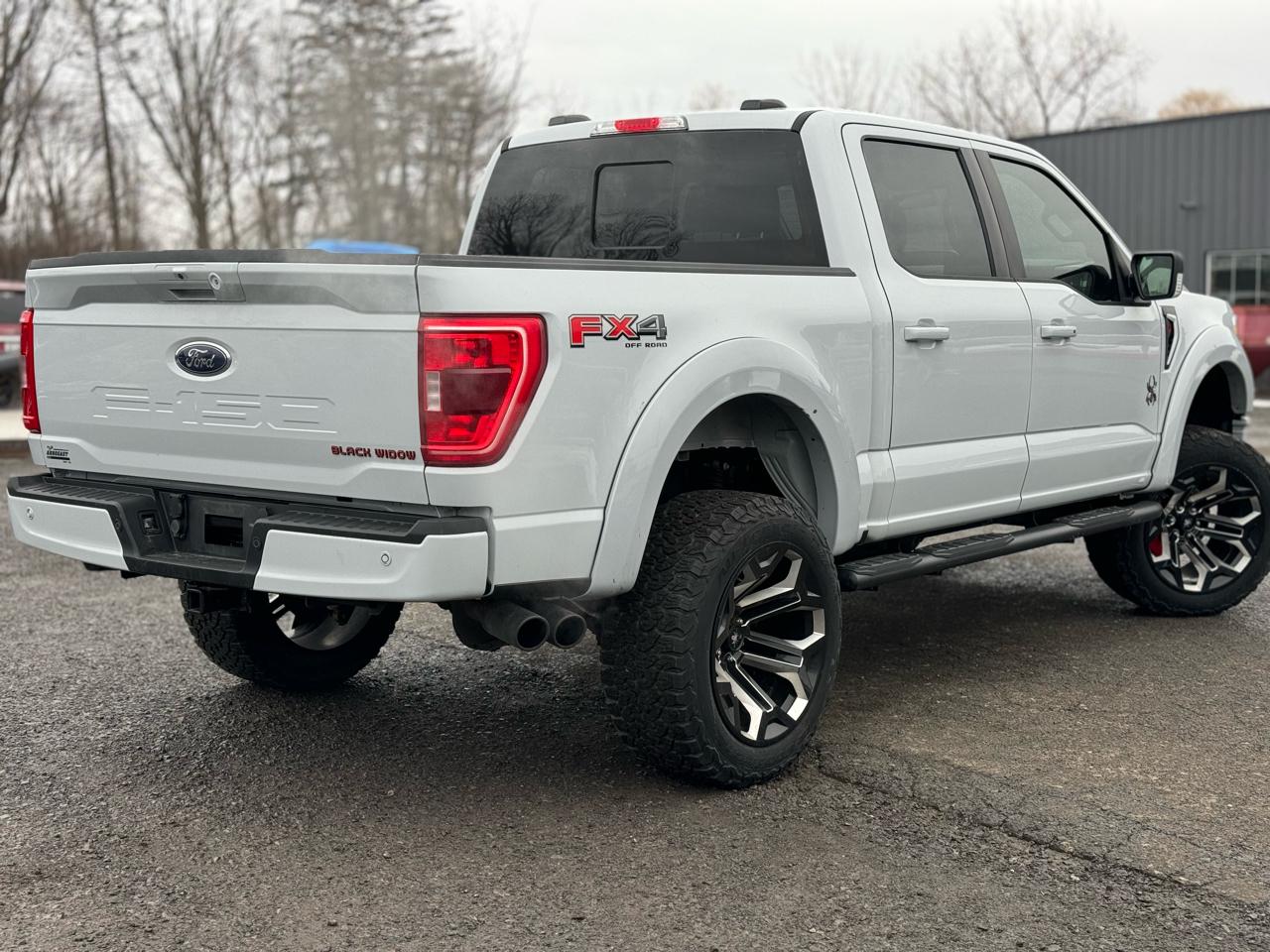 Ford F-150 XLT 4WD 2021