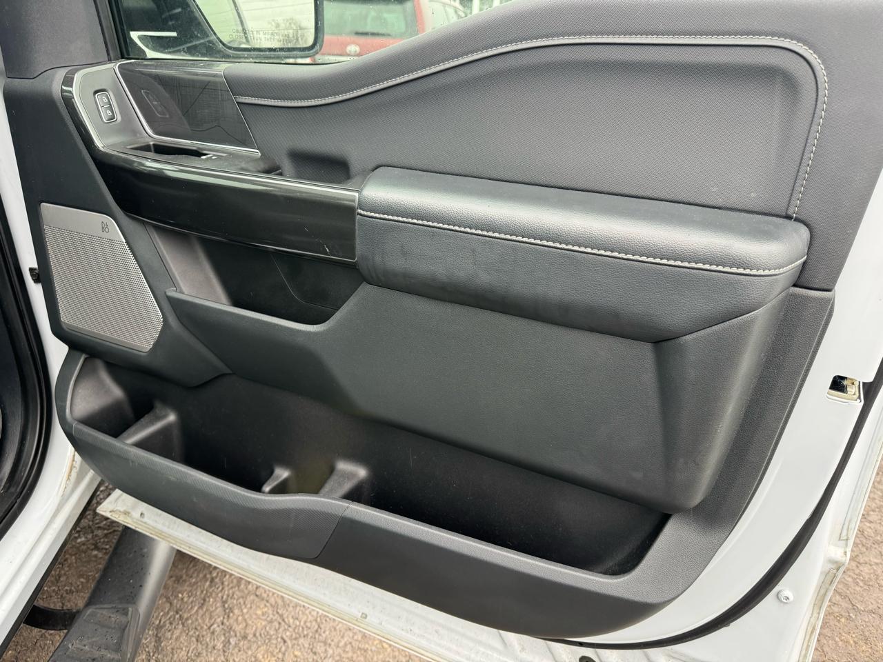 Ford F-150 XLT 4WD 2021