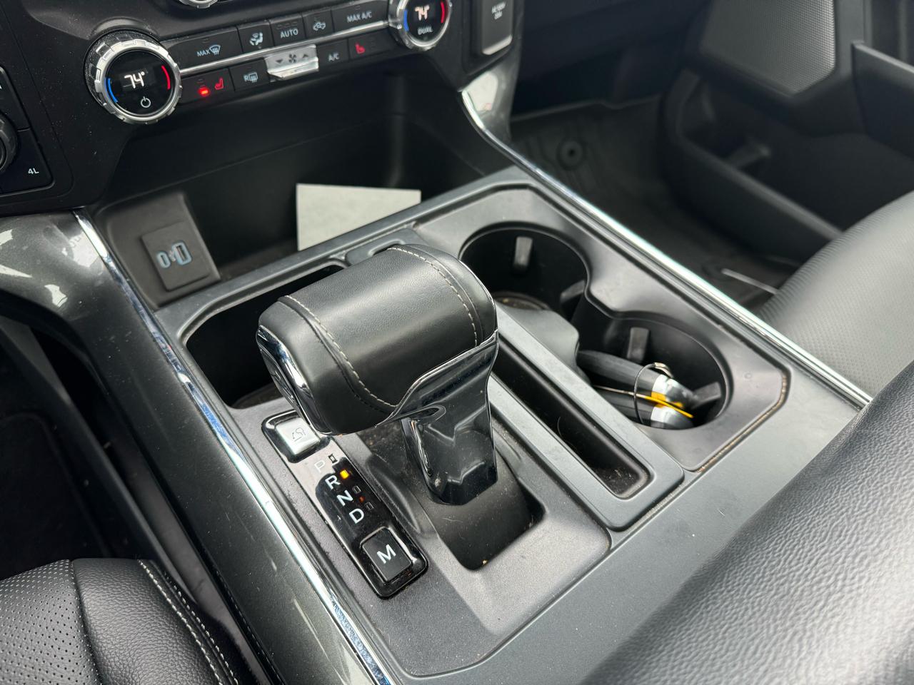 Ford F-150 XLT 4WD 2021