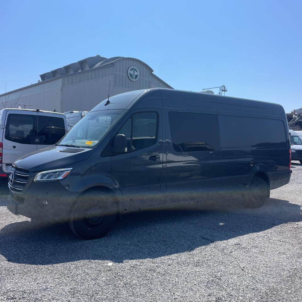 Mercedes-Benz Sprinter 2500 170-in. WB 2024