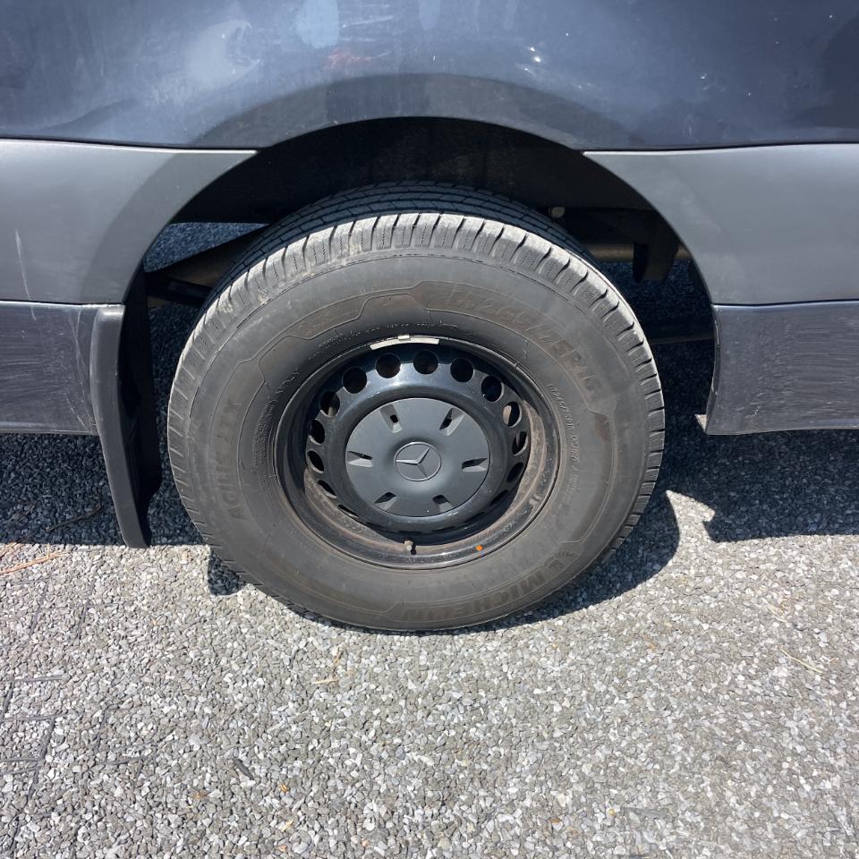 Mercedes-Benz Sprinter 2500 170-in. WB 2024