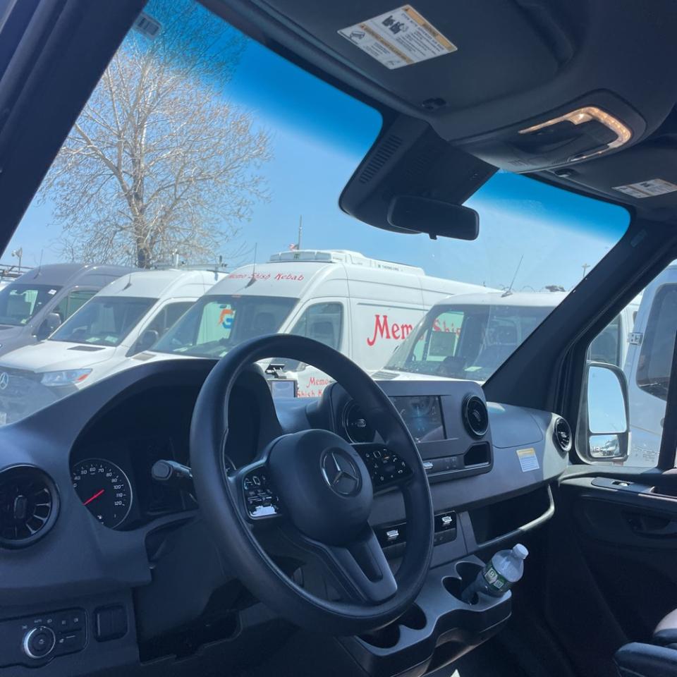 Mercedes-Benz Sprinter 2500 170-in. WB 2024