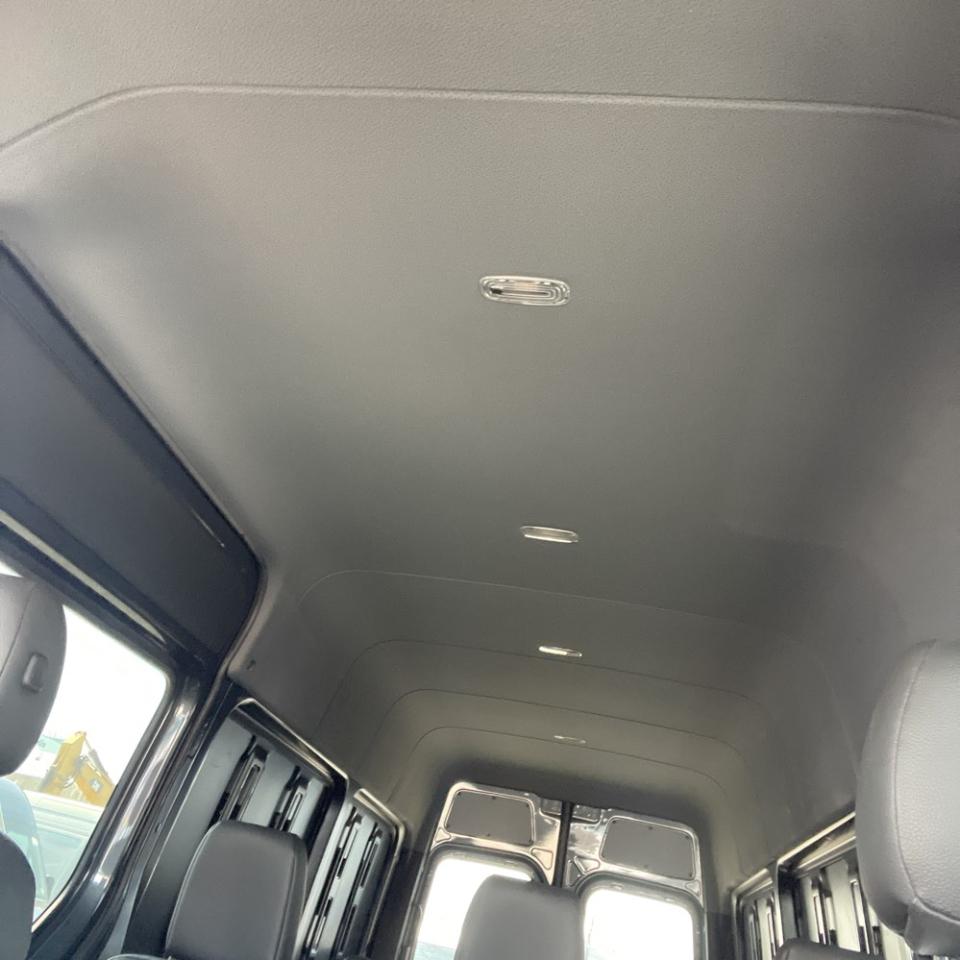 Mercedes-Benz Sprinter 2500 170-in. WB 2024